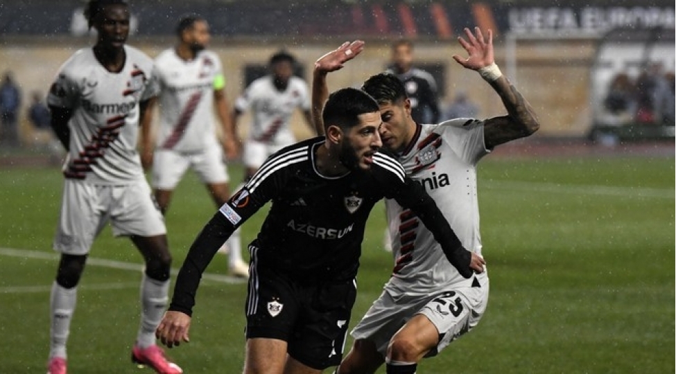 agdamklubu-bayer-qarabag-oyununa-baxmaq-isteyen-azarkeshlere-muraciet-edib