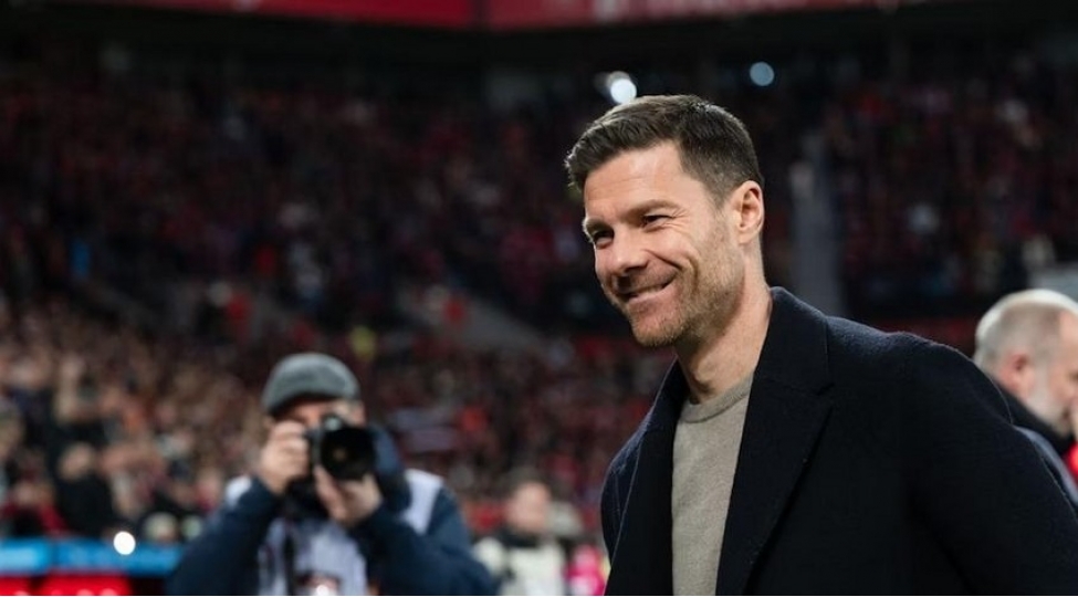 xabi-alonso-novbeti-ugura-imza-atib