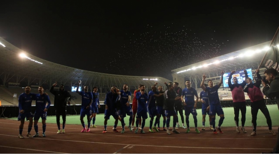 qalatasaraydan-qarabaga-tebrik-foto