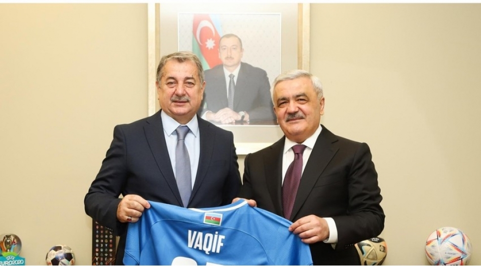affa-prezidenti-vaqif-sadiqovu-tebrik-edib