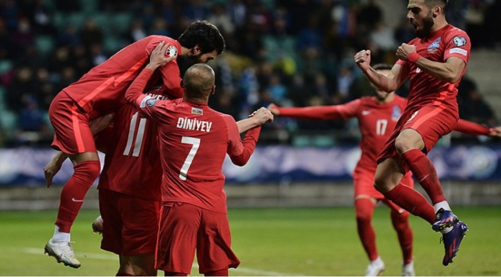 azerbaycan-millisi-fifa-reytinqinde-irelileyib-2