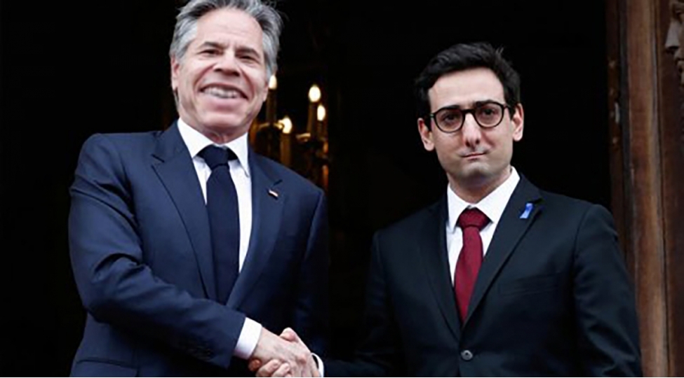 uzutupurcekli-sejurneler-haqdan-haraya-qachacaqlar