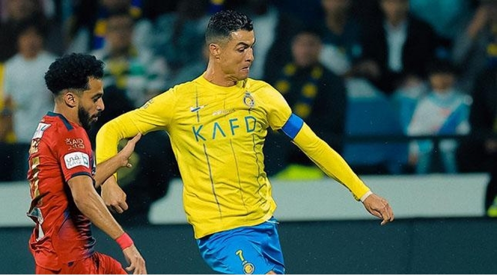 ronaldonun-komandasindan-qelebe