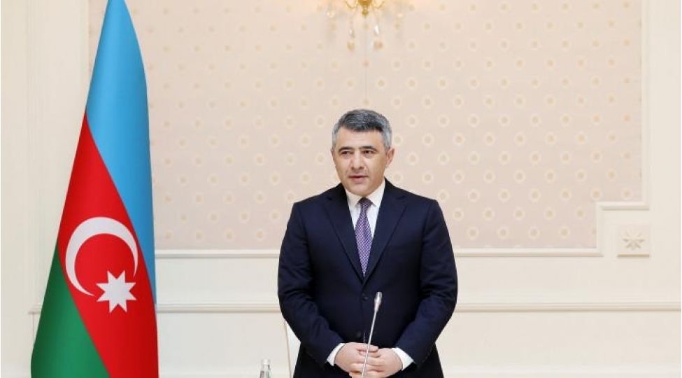 inam-kerimov-hakimlerin-sosial-teminatlarinin-yaxshilashdirilmasidiqqet-merkezindedir