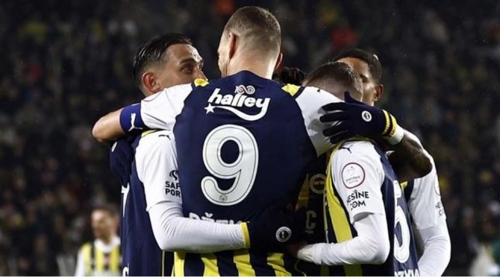 fenerbaxcha-yunanistana-3-itki-ile-getdi