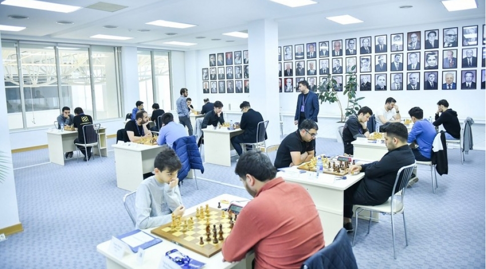 azerbaycan-chempionati-mehemmed-muradli-liderliyi-davam-etdirir