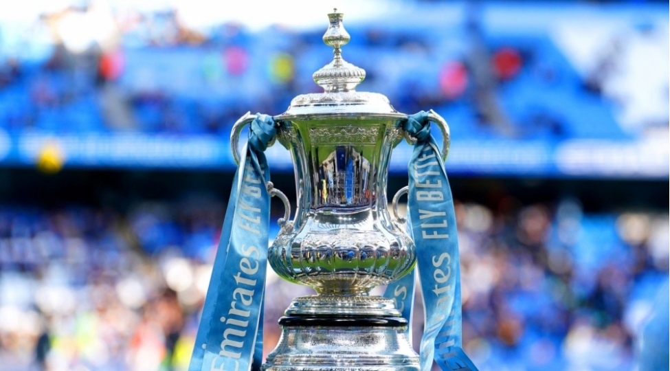 ingiltere-kuboku-manchester-klublari-finalda