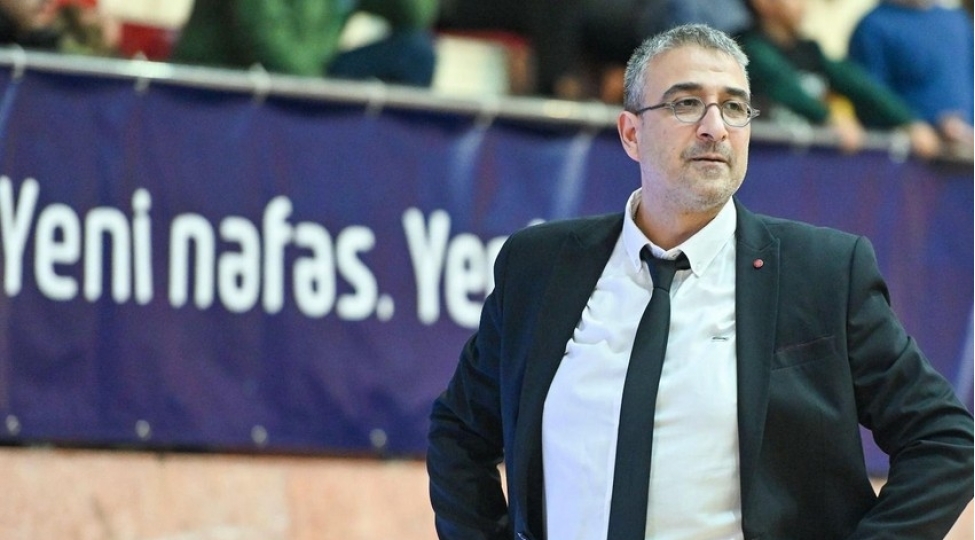 xezrinin-bash-meshqchisi-yarimfinal-daha-sert-kechecek