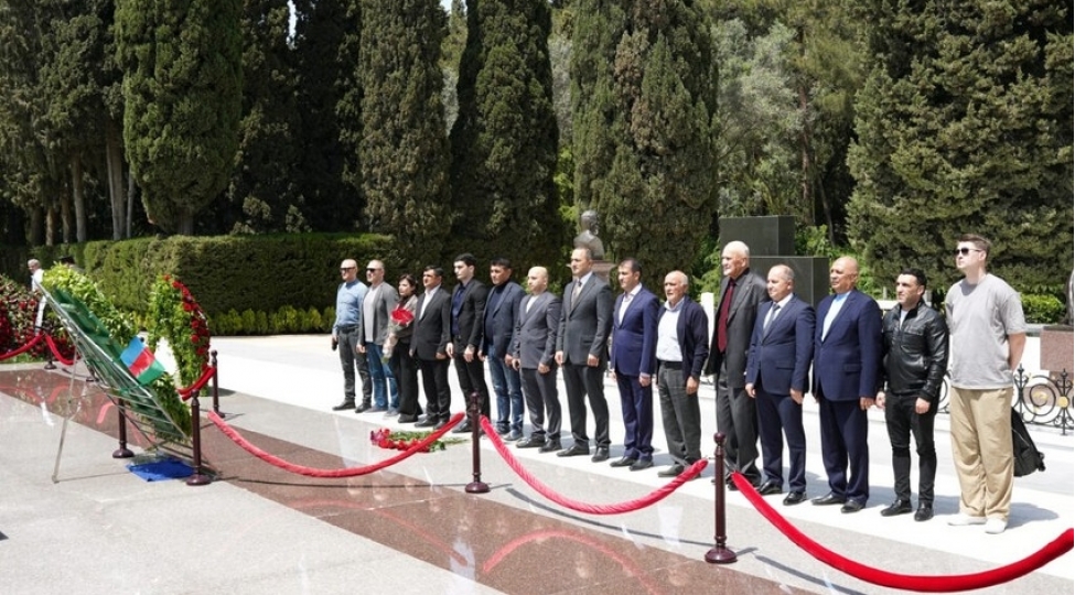 heyder-eliyev-kuboku-2024-beynelxalq-turnirinin-qonaqlari-ulu-onderin-xatiresini-yad-edibler