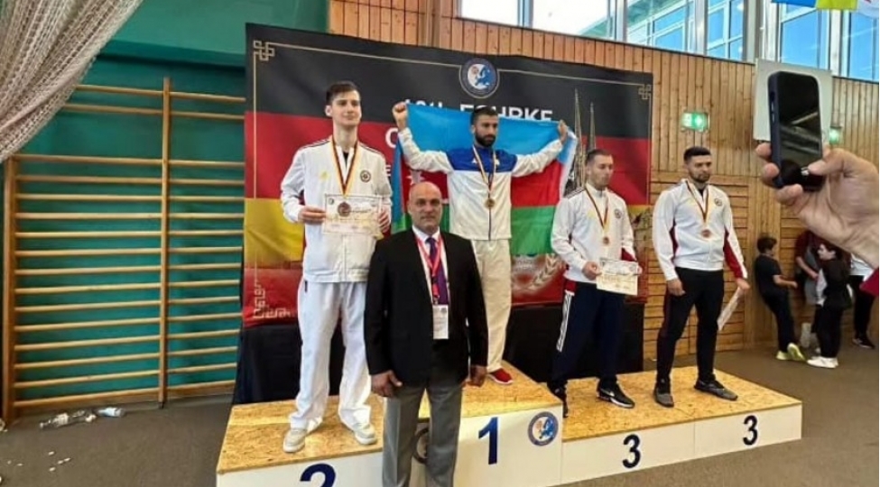 azerbaycan-karatechileri-avropa-chempionatinda-uch-medal-qazaniblar