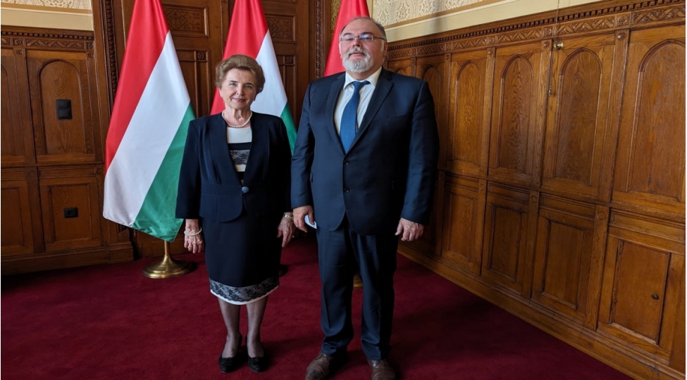 macaristan-parlamentinin-sedr-muavini-azerbaycana-gelecek