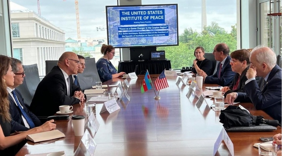 elchin-emirbeyov-absh-deki-gorushlerde-baki-ile-irevan-arasindaki-sulh-prosesini-muzakire-edib