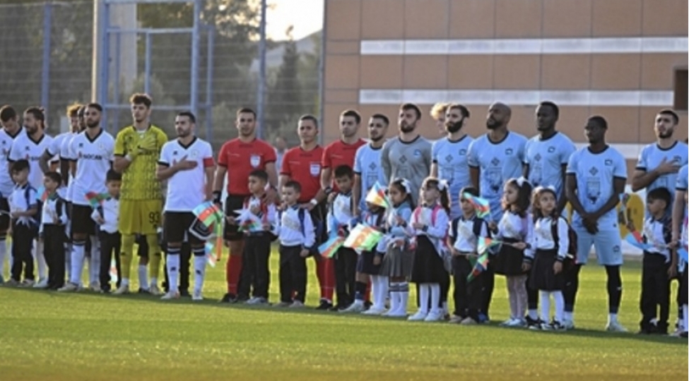 peshekar-futbol-liqasi-bilik-gunune-hesr-olunmush-sosial-layihe-heyata-kechirib