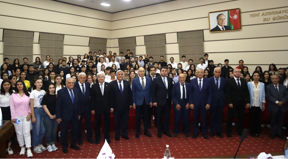 prezident-ilham-eliyevin-innovativ-dovlet-idarechiliyi-cop29-a-aparan-yollar-foto