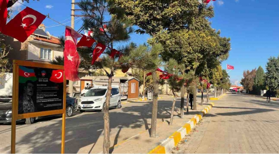 turkiyede-azerbaycanin-milli-qehremani-ibad-huseynovun-adini-dashiyan-prospektin-resmi-achilishi-olub