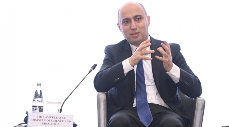 azerbaycan-mekteblerinde-chin-dilinin-tedrisi-planlashdirilir
