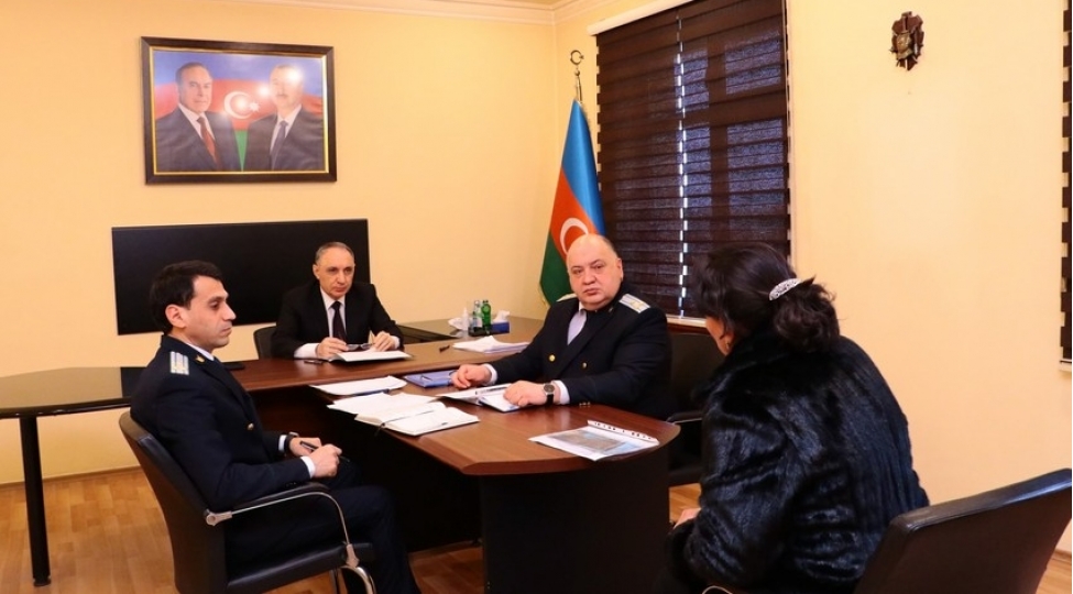 bash-prokuror-bakinin-xezer-rayonunda-vetendashlari-qebul-edib