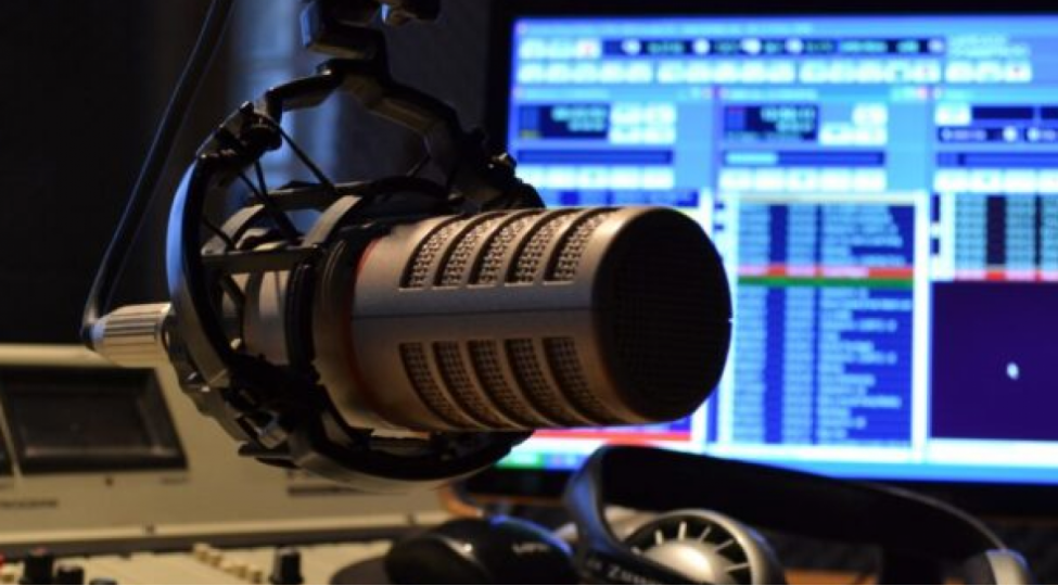 azerbaycanda-elmi-maariflendirici-istiqametde-fealiyyet-gosterecek-radio-yaradilacaq