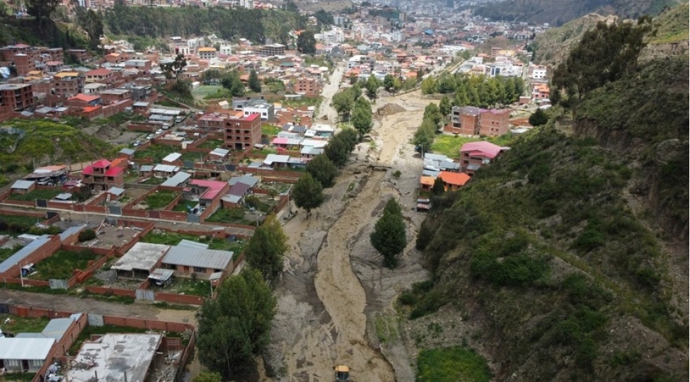 boliviyada-guclu-yagishlar-28-neferin-olumune-sebeb-olub