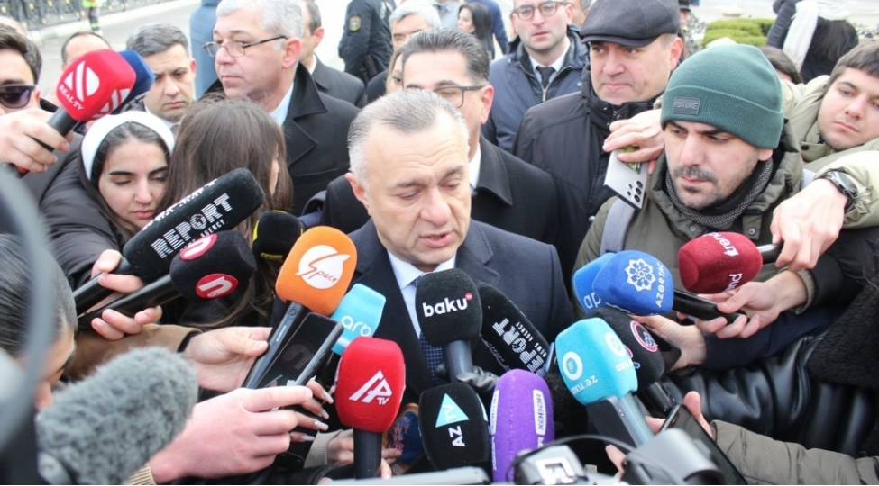 kimse-metbexde-dish-chekdirirse-ona-sehiyye-nazirliyi-cavabdeh-ola-bilmez-nazir