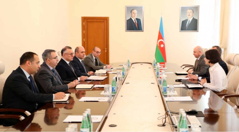 isvechrenin-aparici-eczachiliq-shirketi-azerbaycanla-emekdashligin-genishlendirilmesine-maraq-gosterir