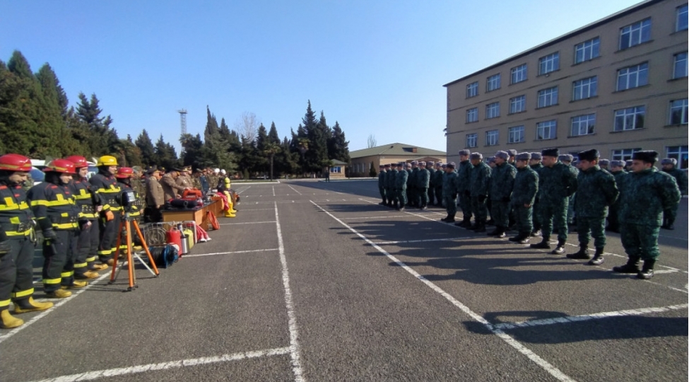 fhn-dsx-nin-herbi-hissesinde-telim-kechirib
