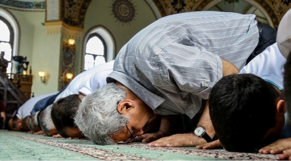 bayram-namazinin-vaxti-achiqlandi-3