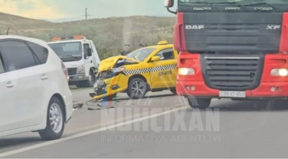 naxchivanda-yol-qezasinda-5-nefer-xesaret-alib