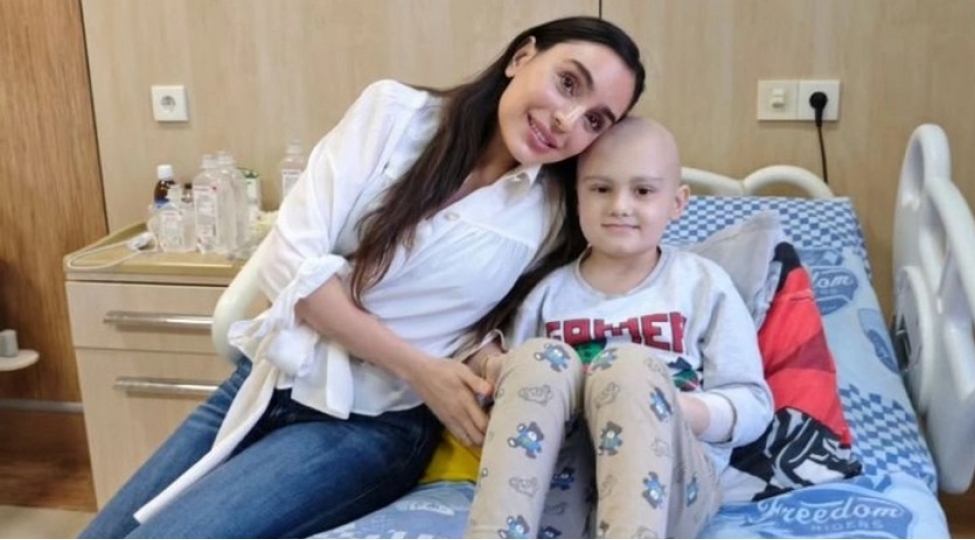 leyla-eliyeva-ushaq-onkologiya-klinikasinda-olub-2