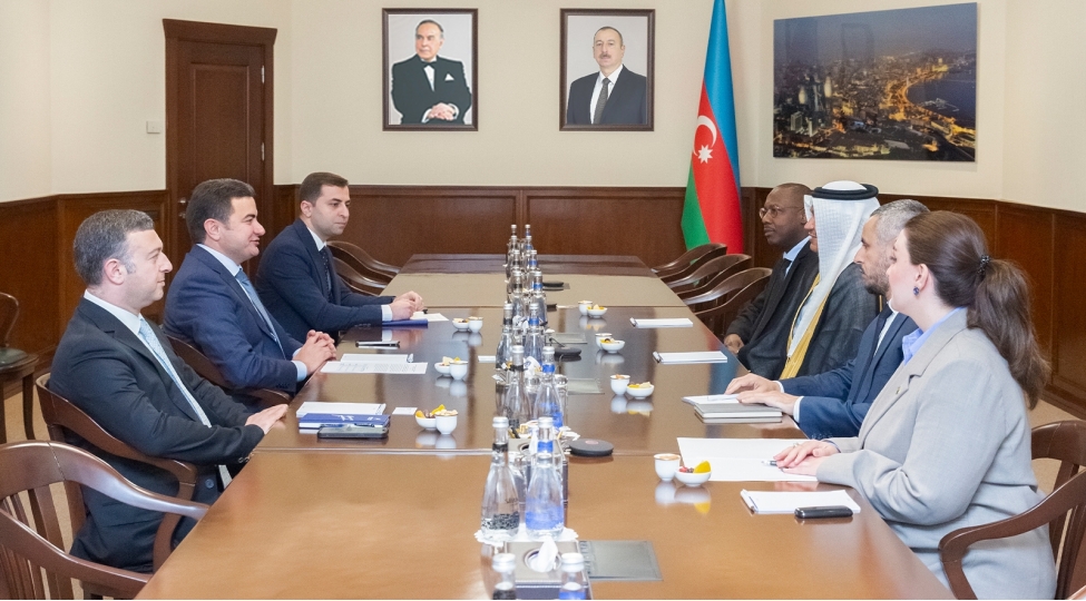azerbaycan-ve-seudiyye-erebistani-arasinda-hava-elaqelerinin-inkishaf-perspektivleri-muzakire-edilib