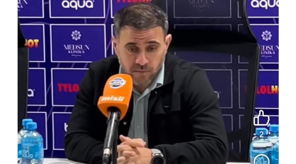 ushaqlarin-bu-boyda-eziyyetini-yere-vurur-ayxan-abbasov