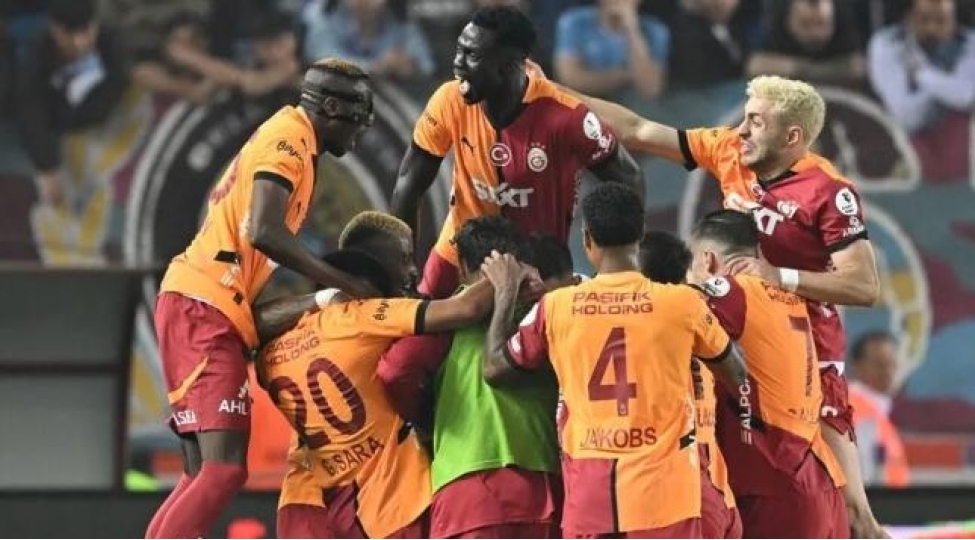 qalatasaraydan-chempionluga-daha-bir-addim-video