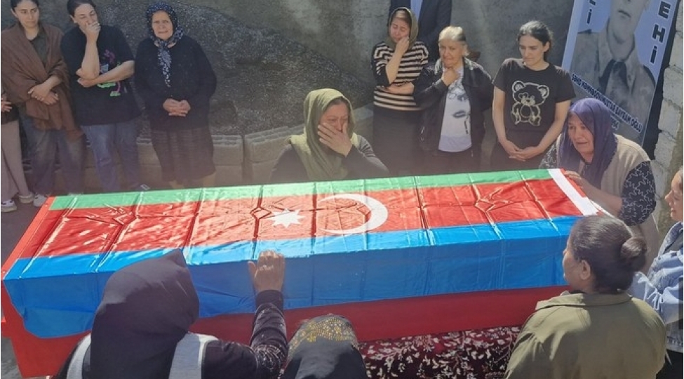 sederekde-birinci-qarabag-muharibesinin-shehidi-muxtar-memmedovla-vida-merasimi-kechirilib
