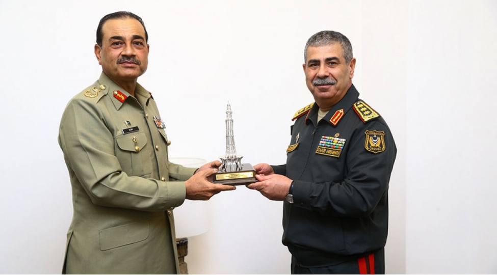 zakir-hesenov-pakistan-quru-qoshunlari-komandani-ile-gorushub