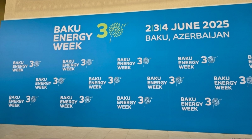 30-cu-yubiley-baku-energy-weekin-sonuncu-gunu-fealiyyete-bashlayib