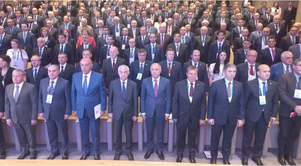 shushada-yeni-dunya-nizami-geosiyasi-aspektler-ve-qlobal-chagirishlar-movzusunda-beynelxalq-konfrans-kechirilir-foto