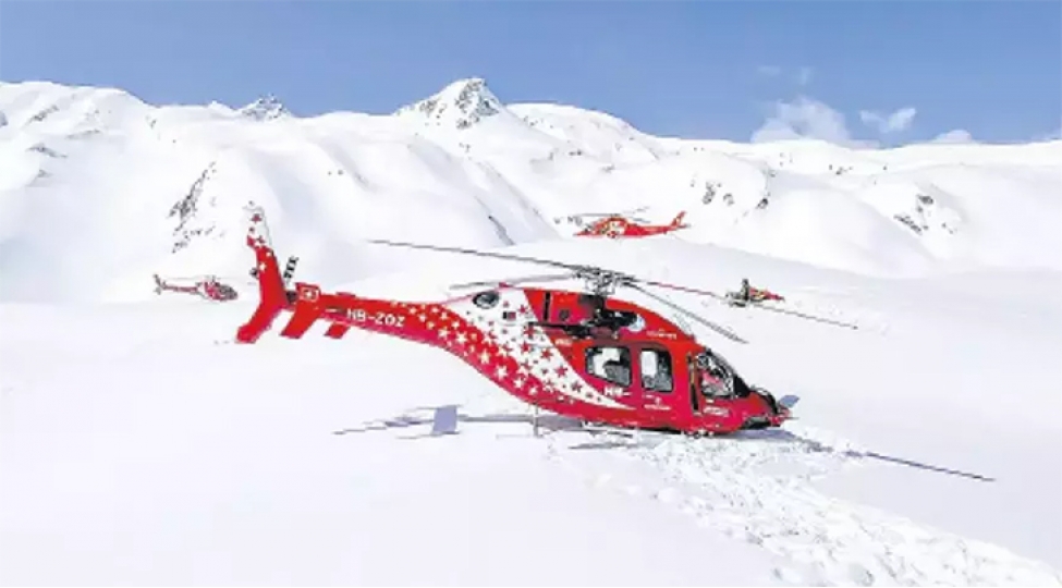 isvechre-alp-daglarinda-helikopter-qezasi-bash-verib