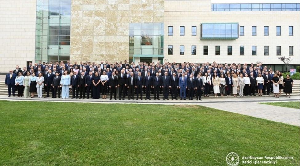 diplomatik-xidmet-orqanlari-rehberlerinin-ix-mushaviresi-bashlayib-yenilenibfoto