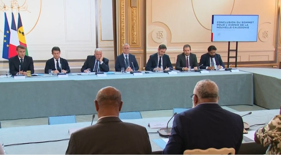 yeni-kaledoniya-musteqillik-terefdarlari-ve-eleyhdarlari-arasinda-tarixi-razilashma-elde-olunub