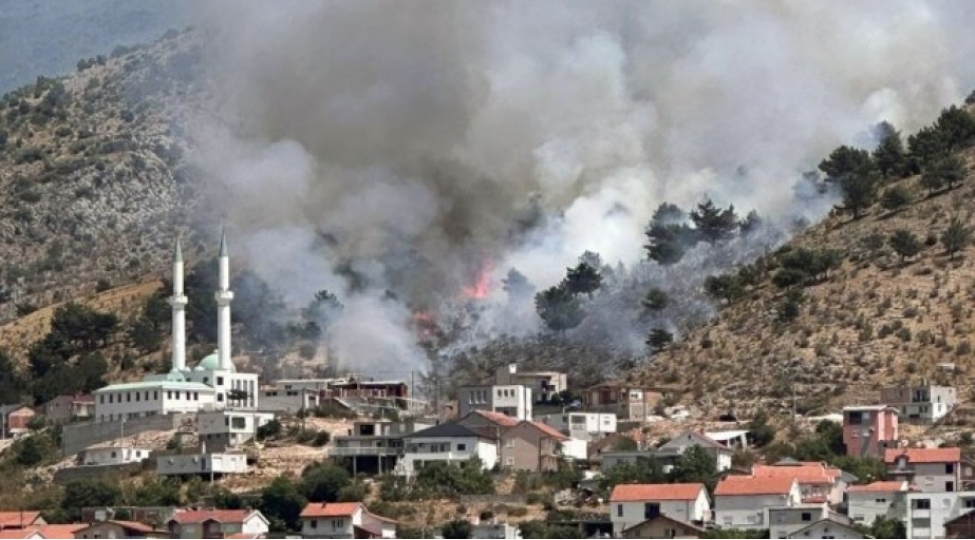 mostar-sheheri-etrafinda-meshe-yangini-bashlayib
