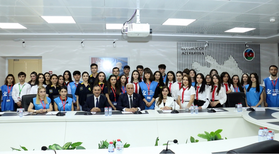 iitkm-de-milli-meclisin-deputati-vuqar-rehimzade-ile-konullulerin-gorushu-kechirilib-foto