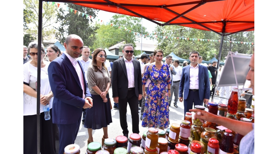 kurdemir-rayonunda-aqrar-biznes-ve-bostan-festivallari-kechirilib