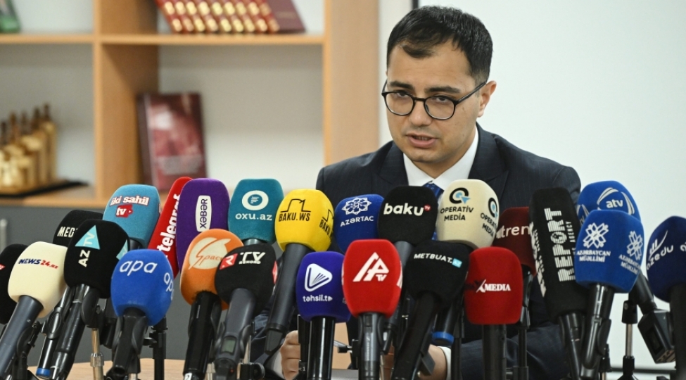 sertifikatlashdirmadan-kechen-17-min-426-muellimin-vezife-maashina-35-faiz-artim-tetbiq-edilib
