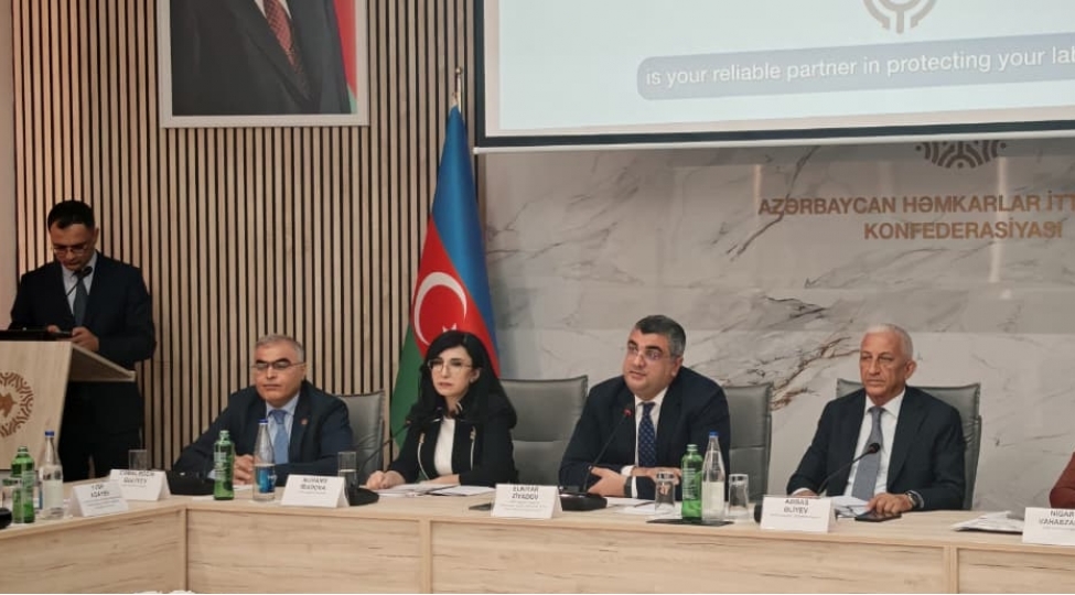 hemkarlar-ittifaqlari-konfederasiyasi-ahik-layihesini-heyata-kechirecek