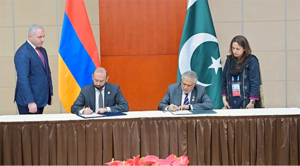 pakistan-ve-ermenistan-diplomatik-elaqeler-qurur-birge-beyanname-imzalanib