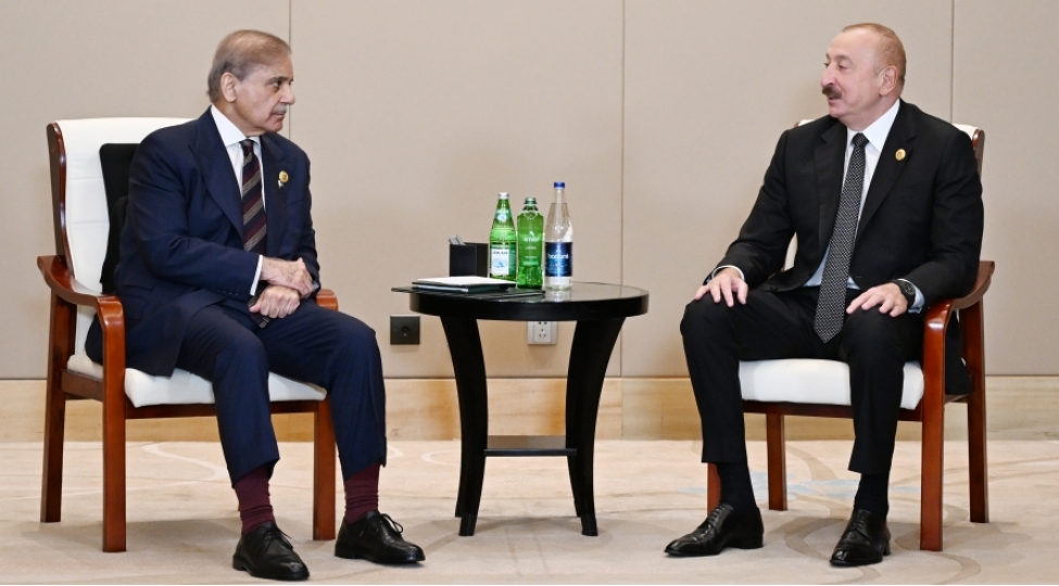 prezident-ilham-eliyevin-pakistanin-bash-naziri-ile-gorushub-yenilenibfoto