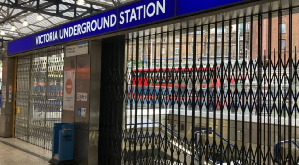 londonda-metro-ishchileri-tetil-edibler