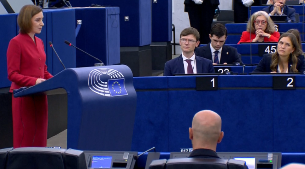 maya-sandu-sechkiler-erefesinde-avropa-parlamentinin-tribunasindan-vetendashlara-muraciet-edib