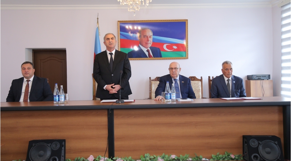 haciqabul-rayon-agsaqqallar-shurasinin-hesabat-konfransi-kechirilib