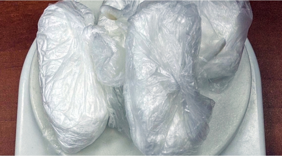 dgk-emekdashlari-153-qramdan-artiq-kokain-ashkarlayib